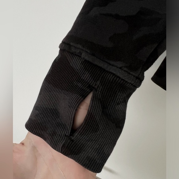 Lululemon Scuba Full Zip Camo Hoodie - Picture 9 of 13
